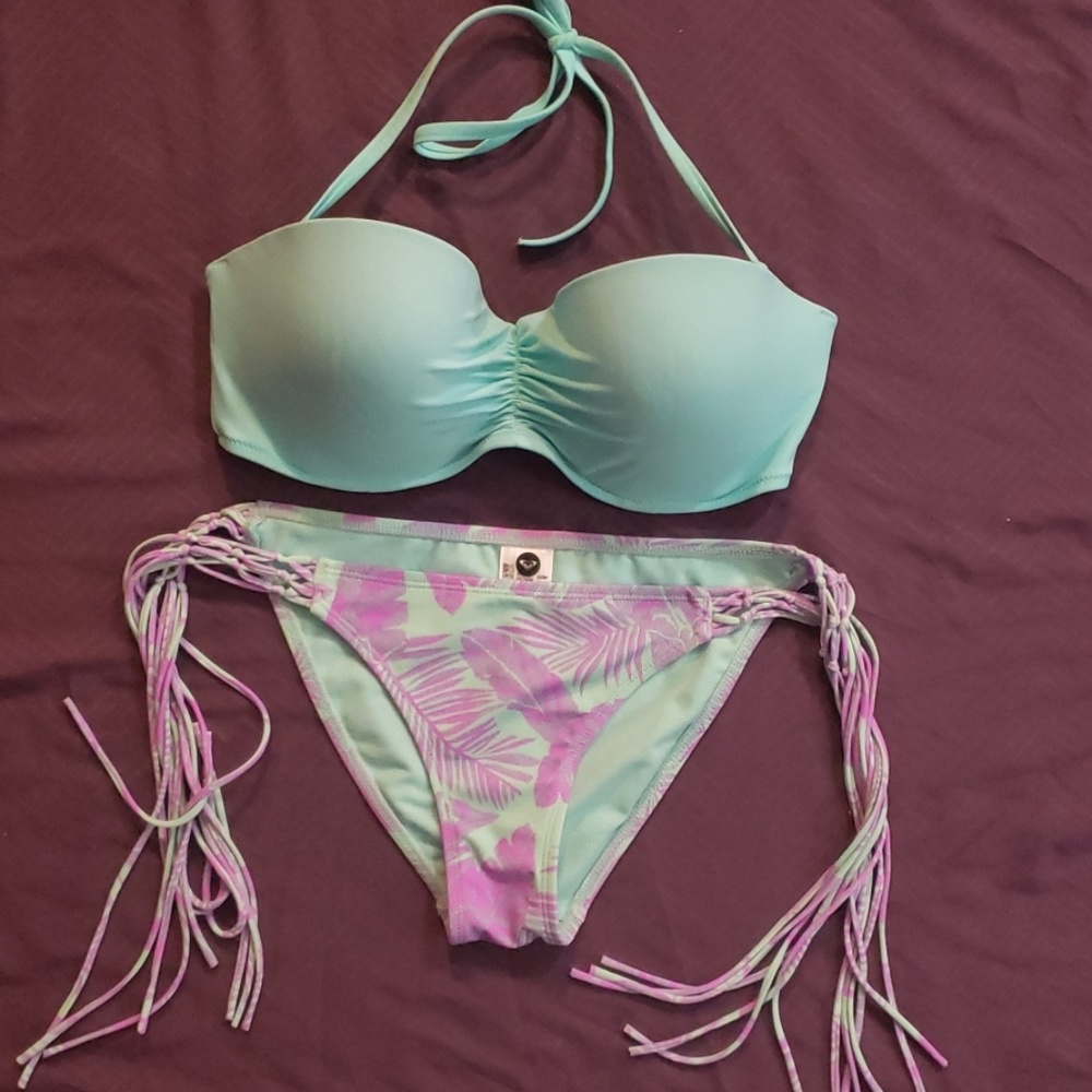 Victoria Secret 2pc bikini 34dd/medium